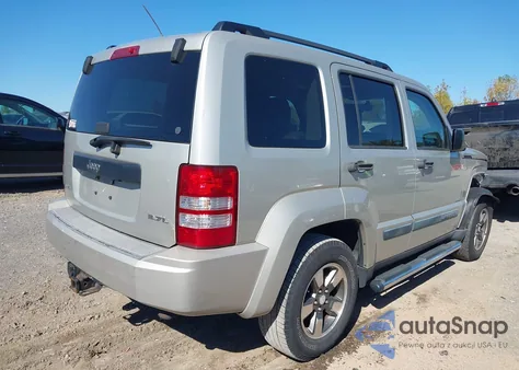 2008 Jeep Liberty Sport из США, поврежденный, VIN 1J8GN28K18W283981